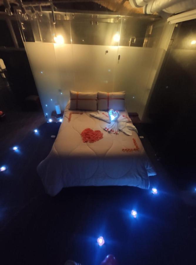 ホテル Glamping Cristal グアタビータ エクステリア 写真